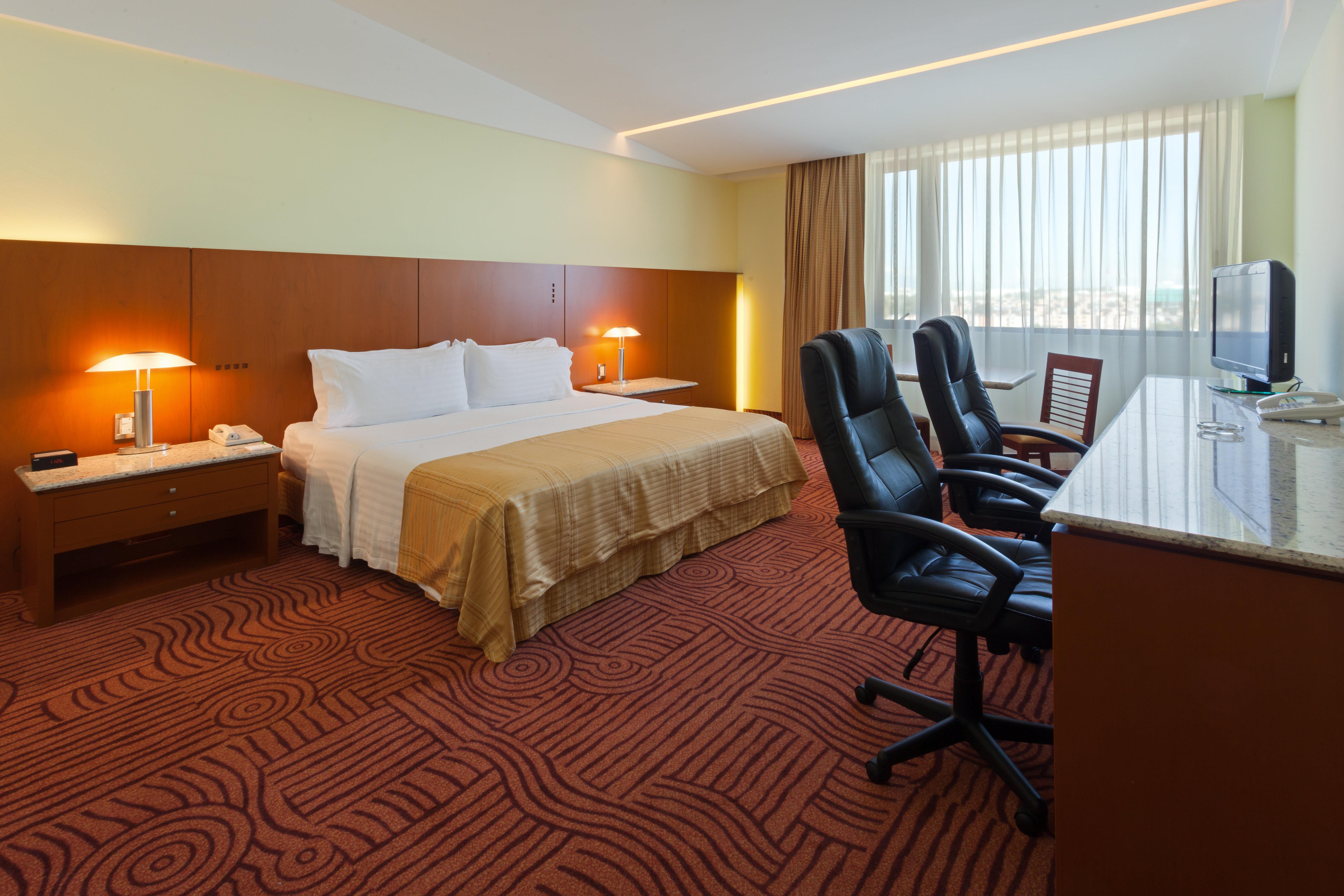 Holiday Inn Puebla Finsa By Ihg Екстер'єр фото
