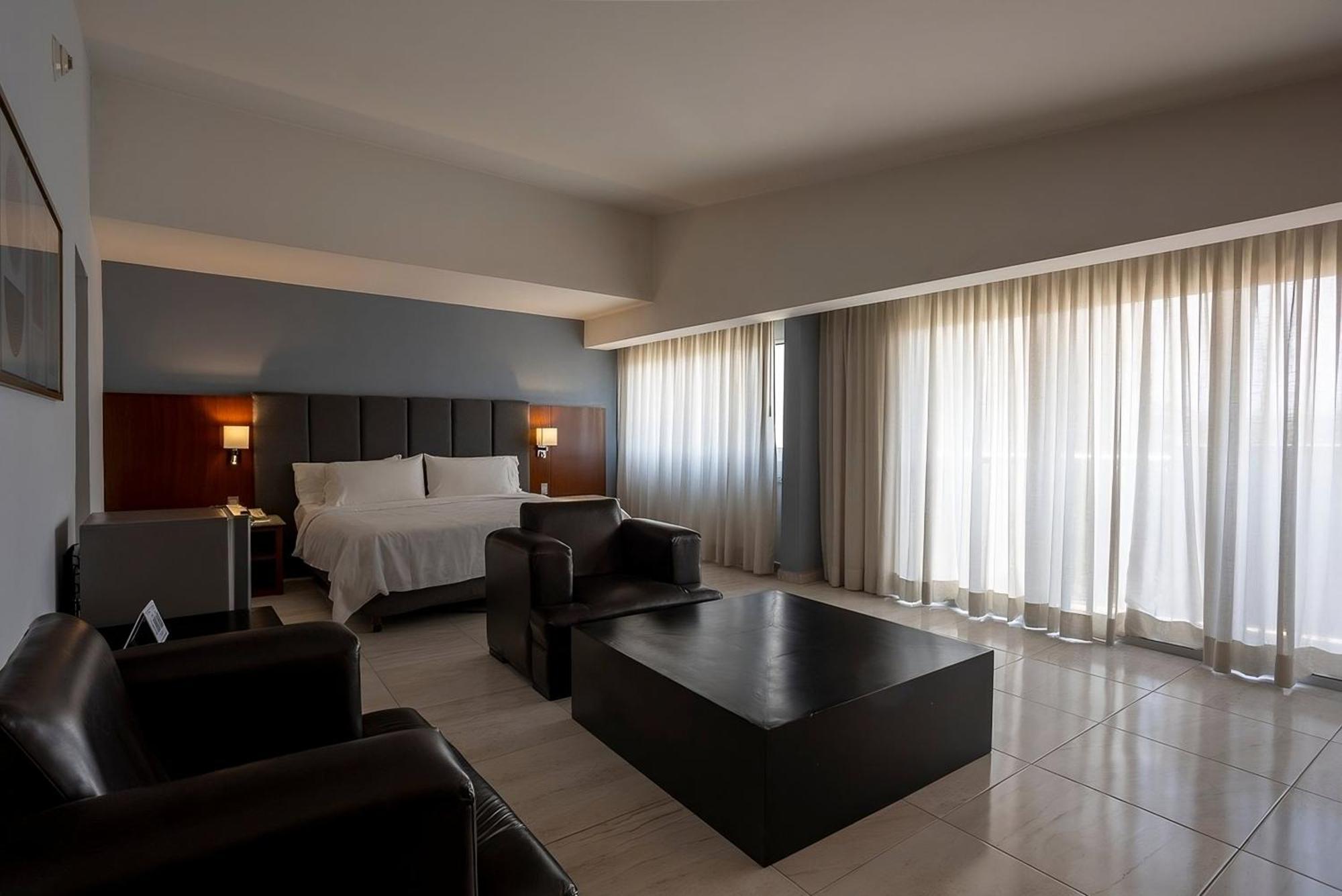 Holiday Inn Puebla Finsa By Ihg Екстер'єр фото