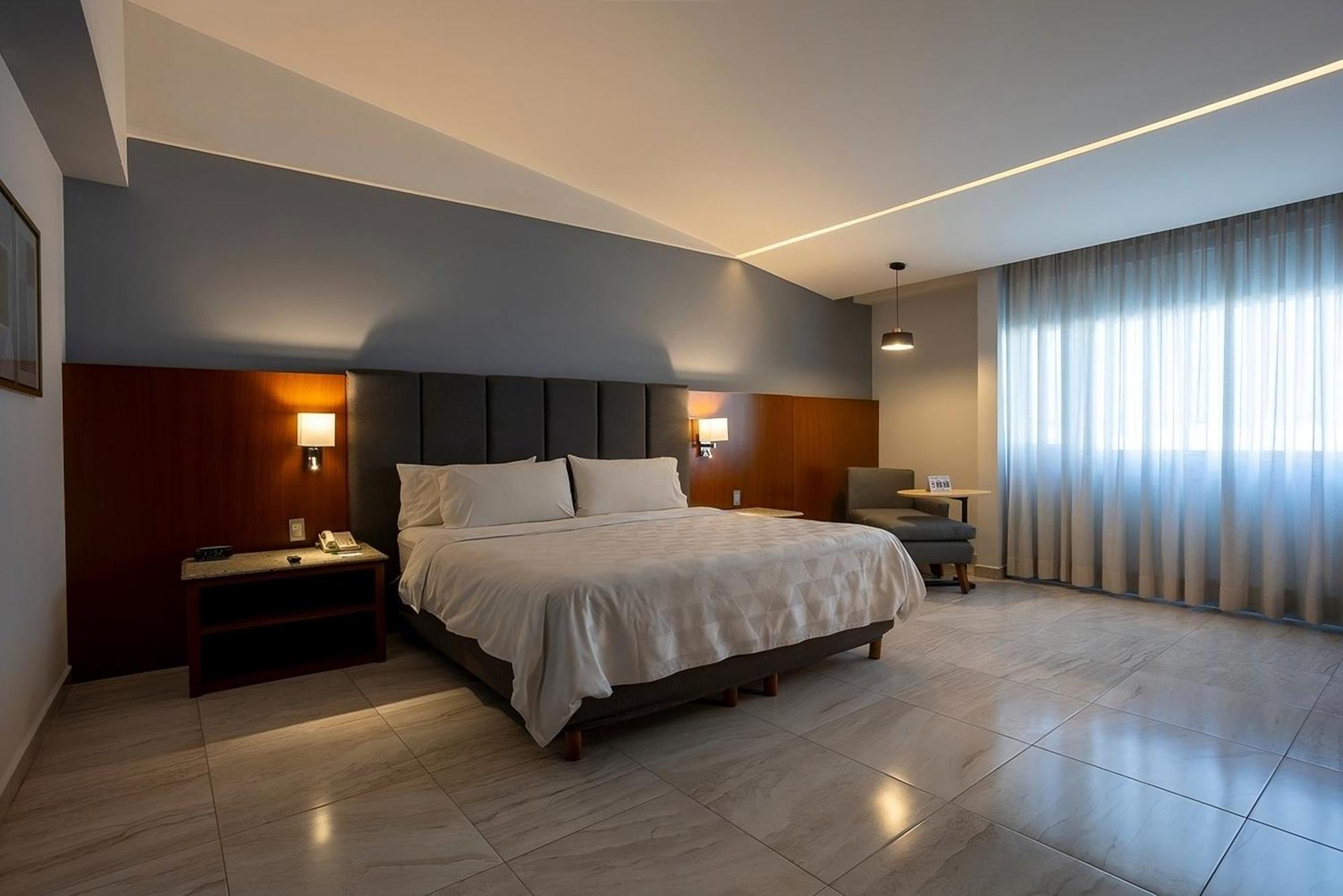 Holiday Inn Puebla Finsa By Ihg Екстер'єр фото